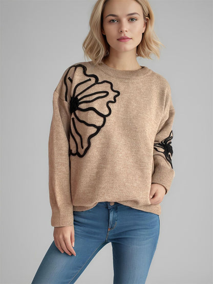 Effortlessly Elegant Sweater with a Timeless Design