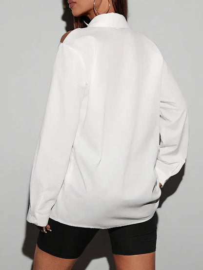 Well Tailored Blouse with a Graceful Silhouette