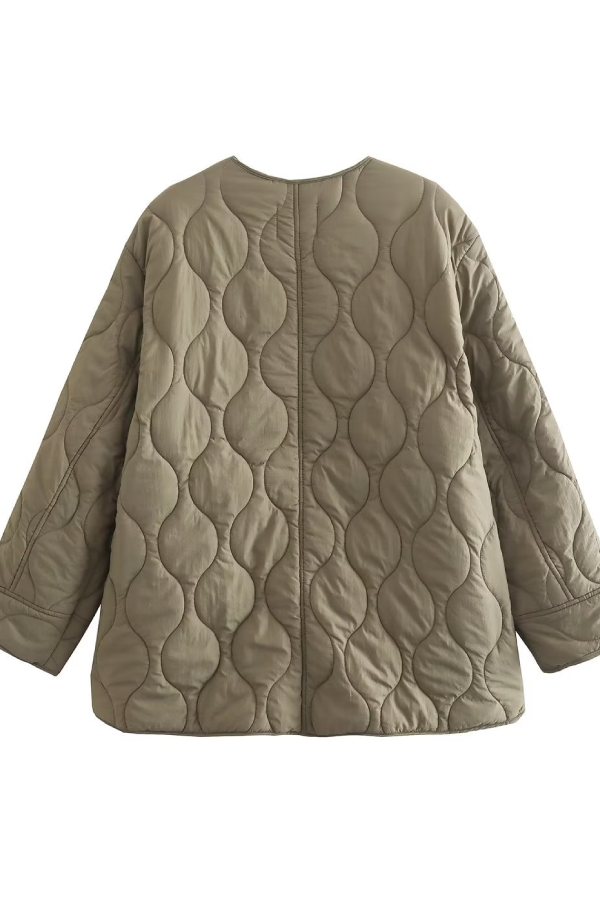 Gracefully Styled Jacket for Any Occasion