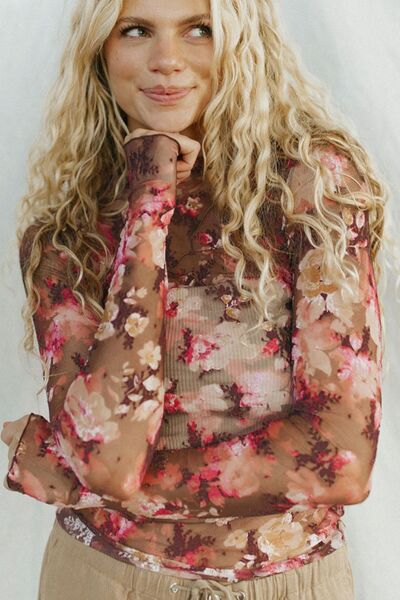 Classic Vintage Top with a Flattering Fit