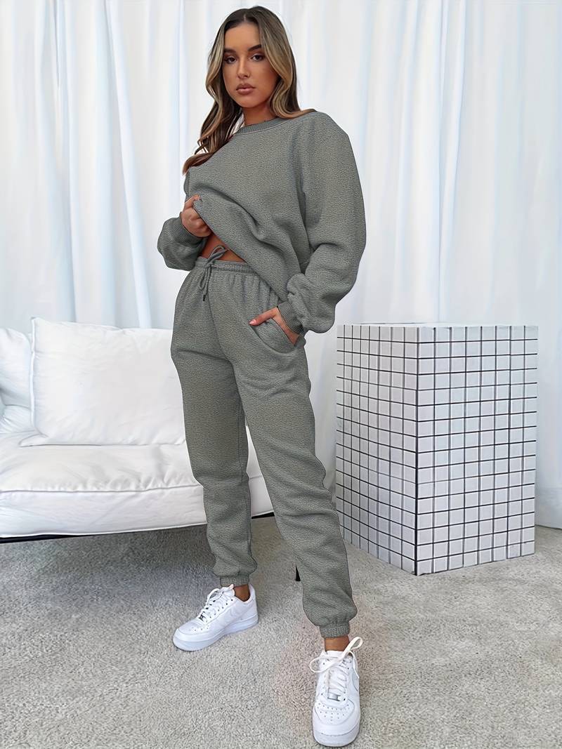 Classic Vintage & Enduringly Stylish Pullover