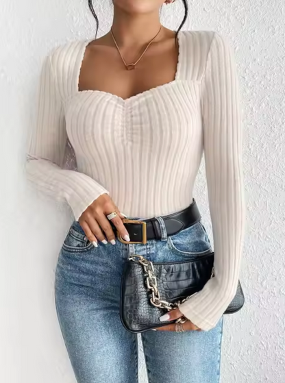 Klassisesti suunniteltu Villapaita