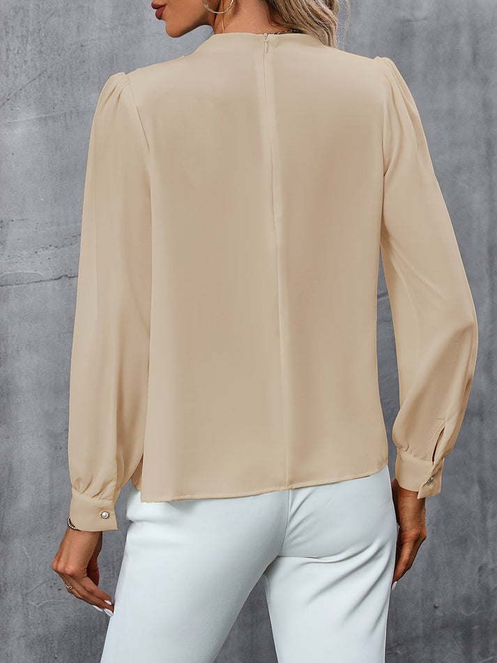 Polished Blouse with an Effortless Classic Look