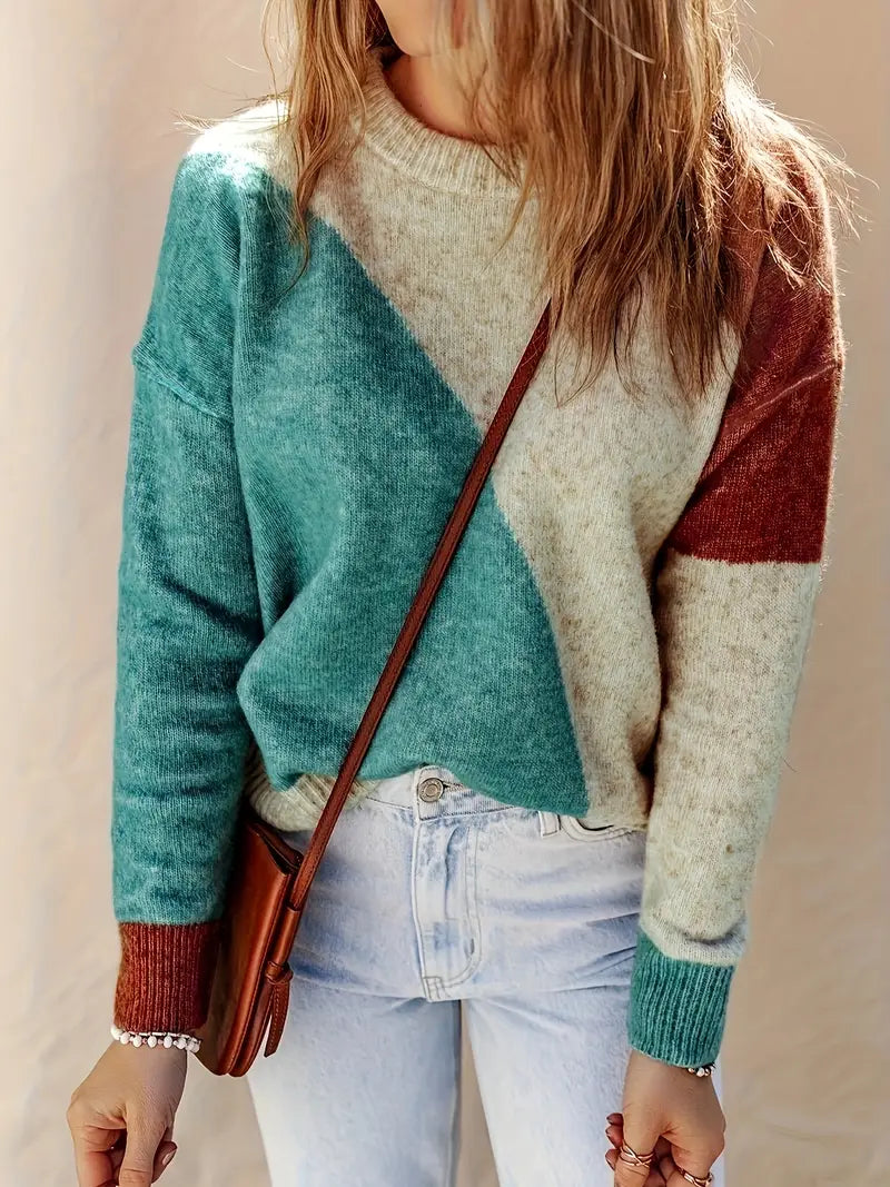 Effortlessly Elegant Sweater with a Timeless Design