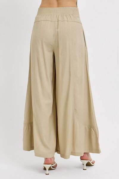 Beautifully Finished Trousers in a Timeless Design