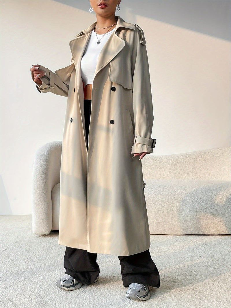 Well Tailored Coat with a Graceful Silhouette