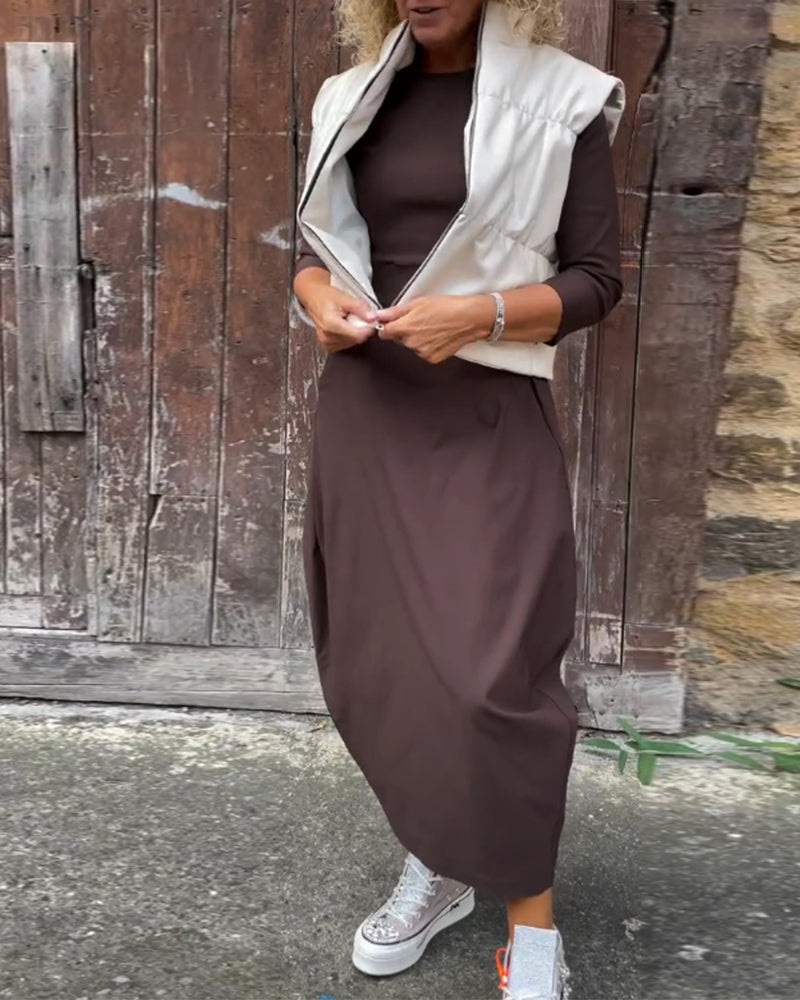 Sophisticated Dress with a Clean Classic Look