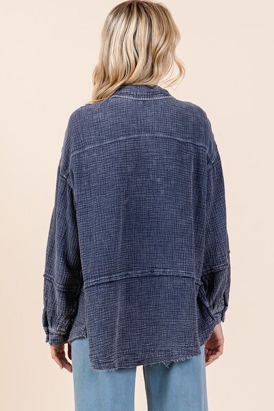 Classic Vintage Shirt with a Flattering Fit