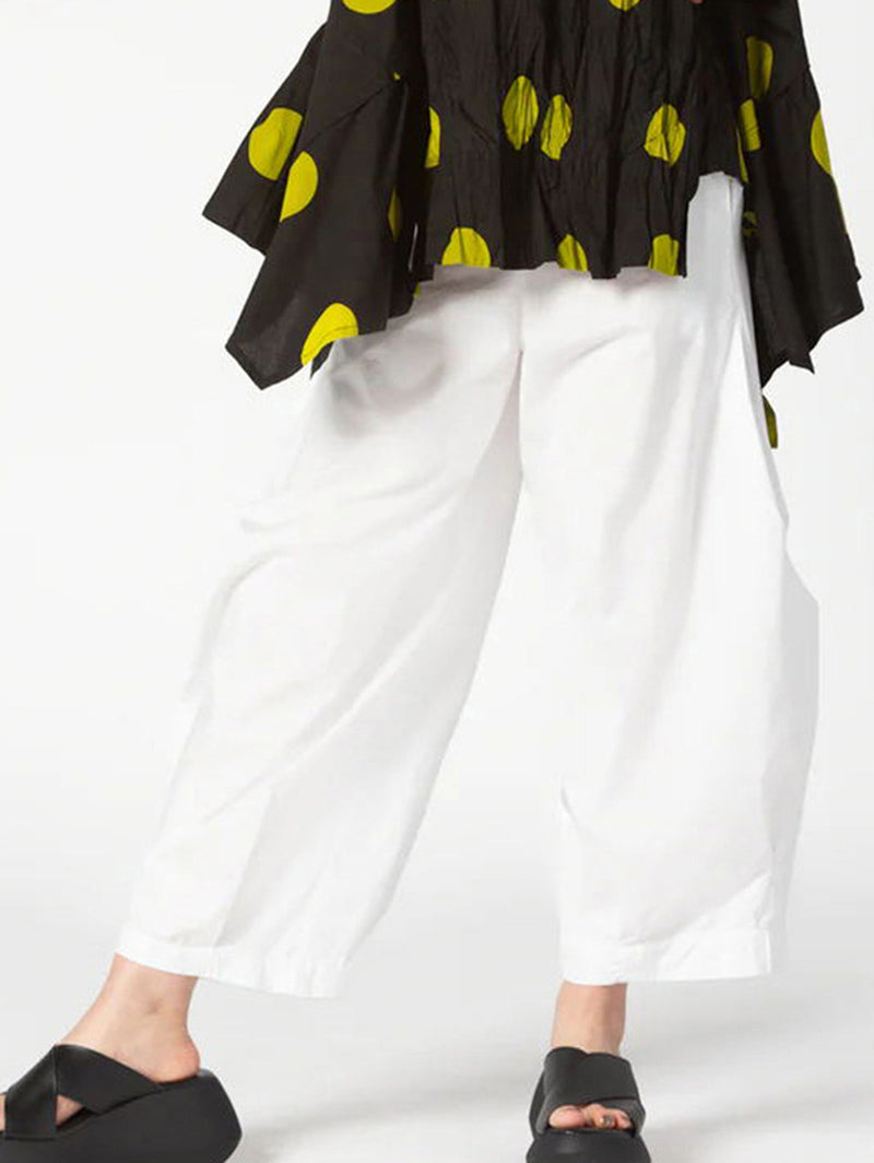Beautifully Crafted Trousers in a Classic Style