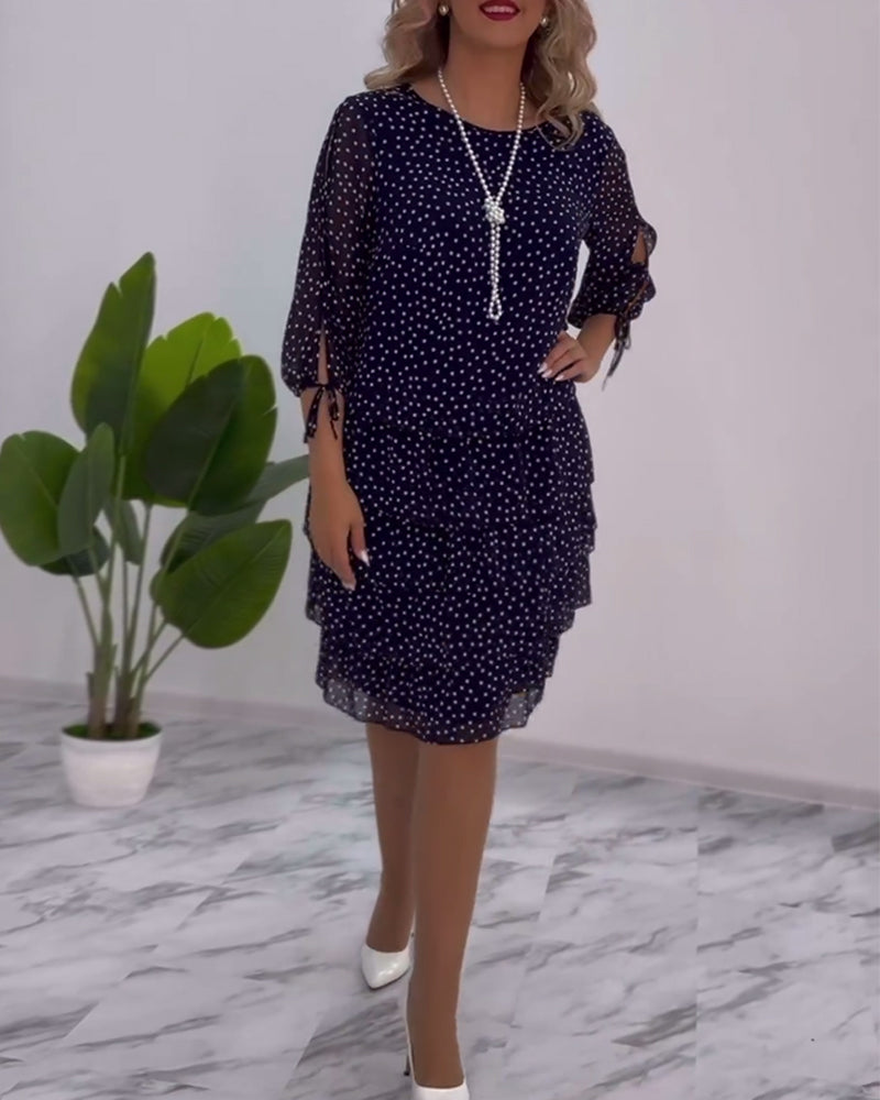 Beautifully Finished Dress in a Timeless Design