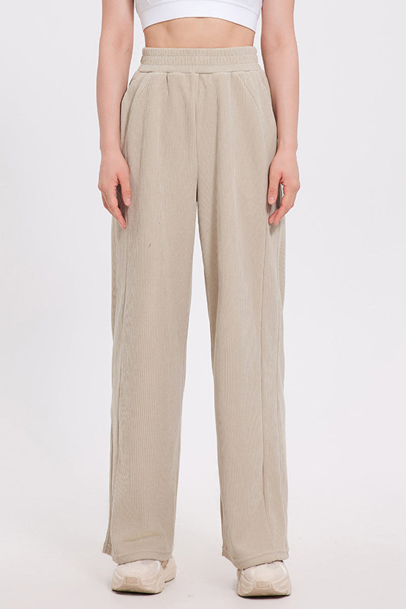 Sophisticated Trousers with a Clean Classic Look