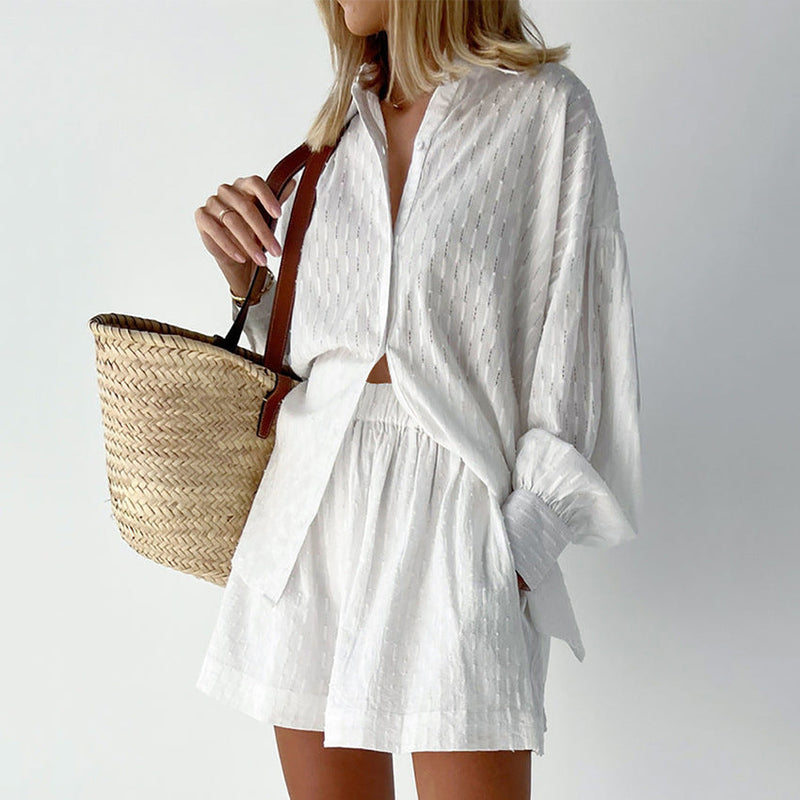 Well Tailored Shirt with a Graceful Silhouette