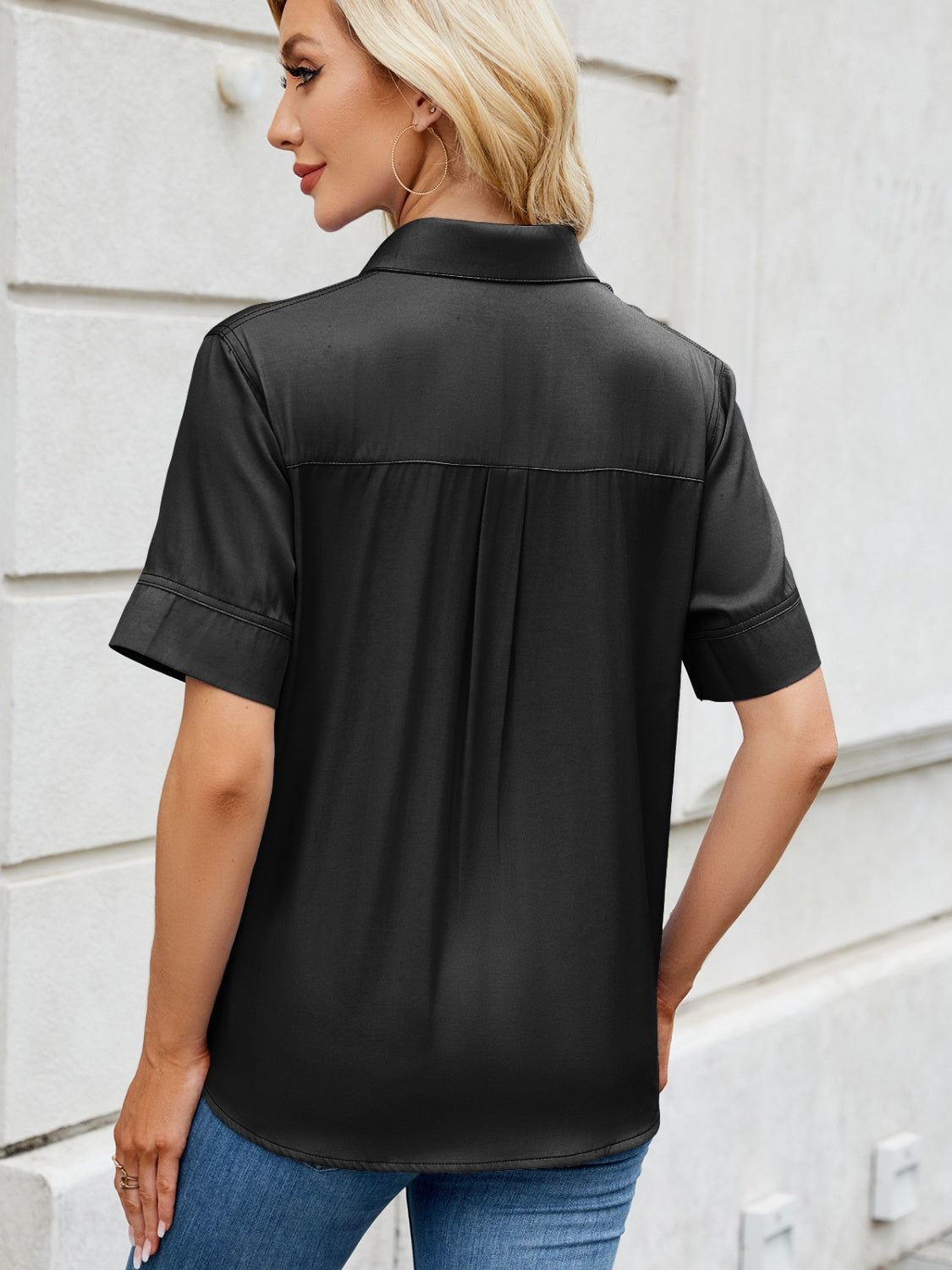 Elegantly Styled Shirt for Everyday Wear