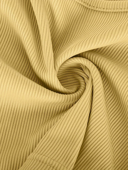 Effortlessly Elegant Top with a Timeless Design