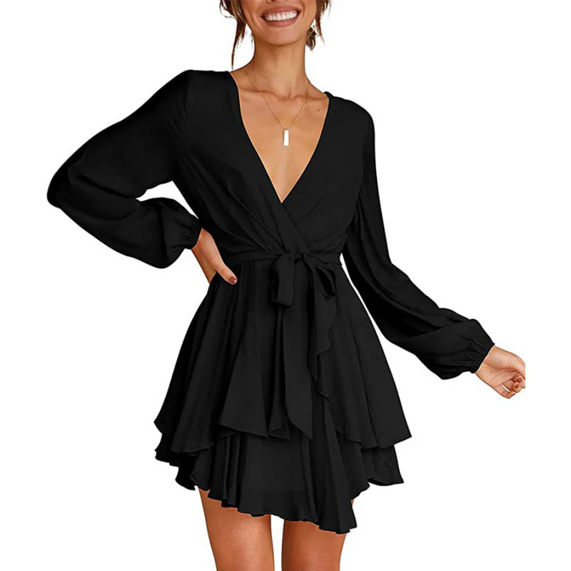 Effortlessly Elegant Dress with a Timeless Design