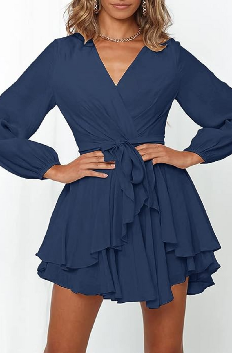 Effortlessly Elegant Dress with a Timeless Design