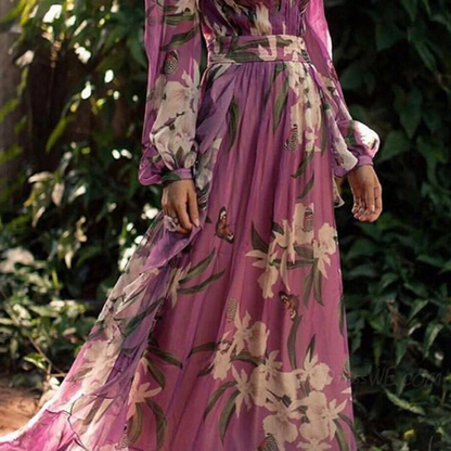 Beautifully Crafted Dress in a Classic Style