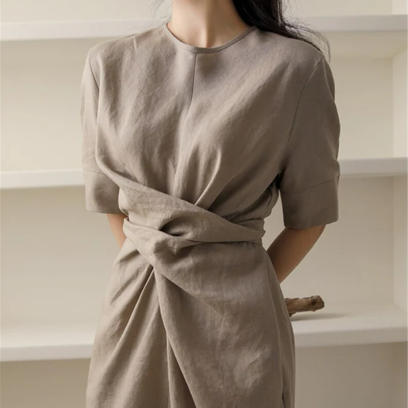 Sophisticated Dress with a Clean Classic Look