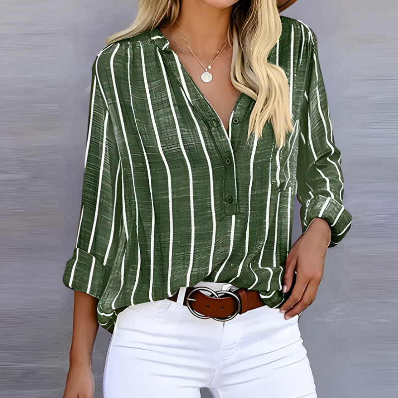 Classic Vintage Blouse with a Flattering Fit