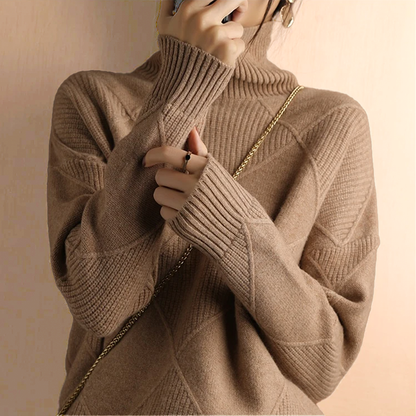 Effortlessly Elegant Sweater with a Timeless Design