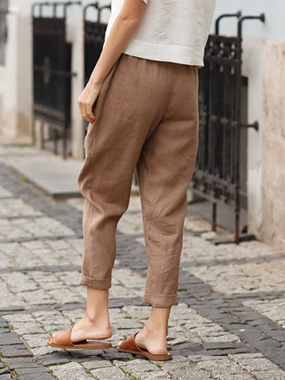 Classic Vintage Trousers with a Flattering Fit