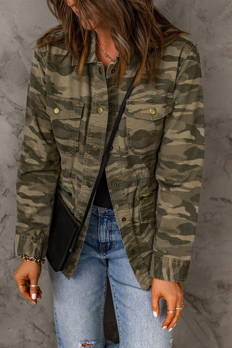 Well Tailored Jacket with a Graceful Silhouette