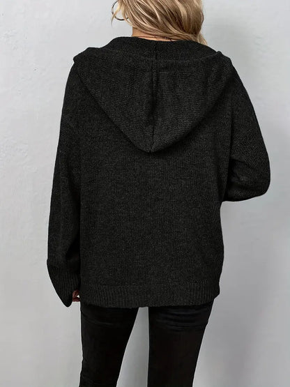 Effortlessly Elegant Cardigan with a Timeless Design