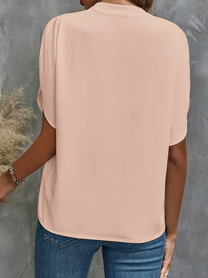 Classic Vintage Blouse with a Flattering Fit