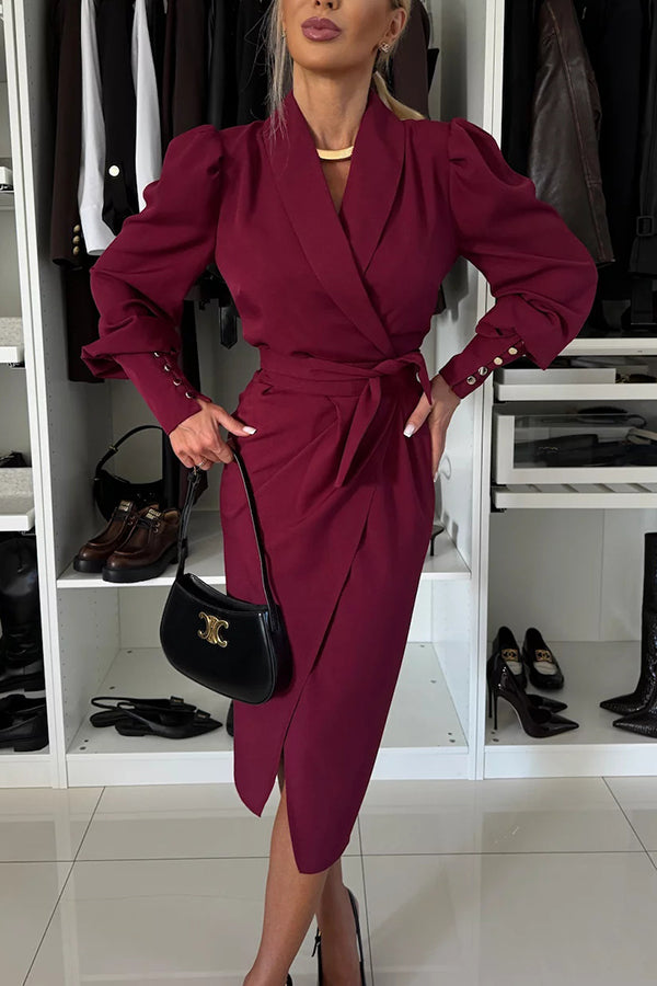 Well Tailored Dress with a Graceful Silhouette