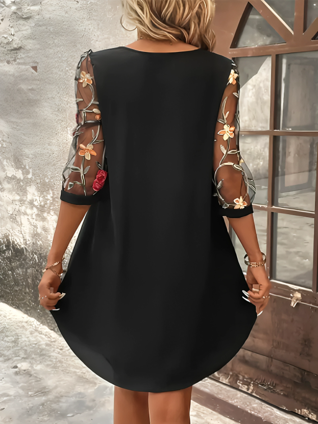 Effortlessly Elegant Dress with a Timeless Design