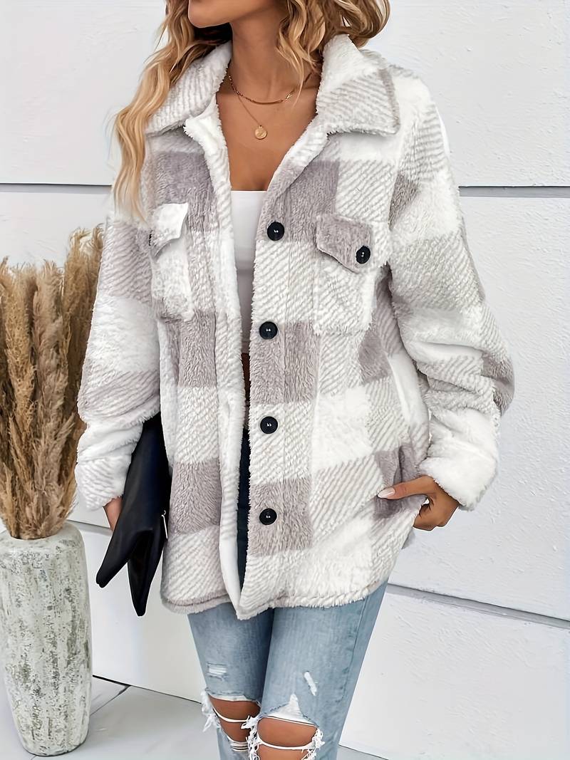 Effortlessly Elegant Jacket with a Timeless Design