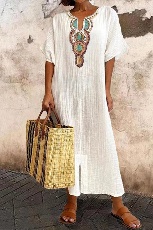 Classic Vintage Dress with a Flattering Fit