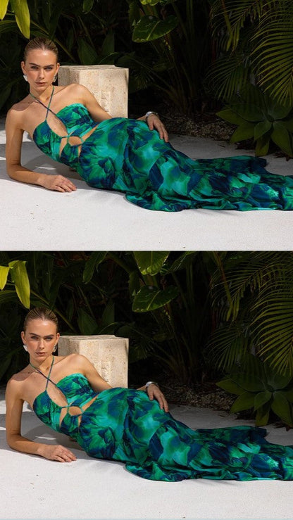 Effortlessly Elegant Dress with a Timeless Design