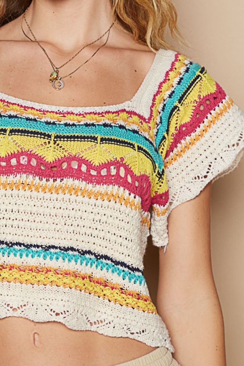 Effortlessly Elegant Top with a Timeless Design