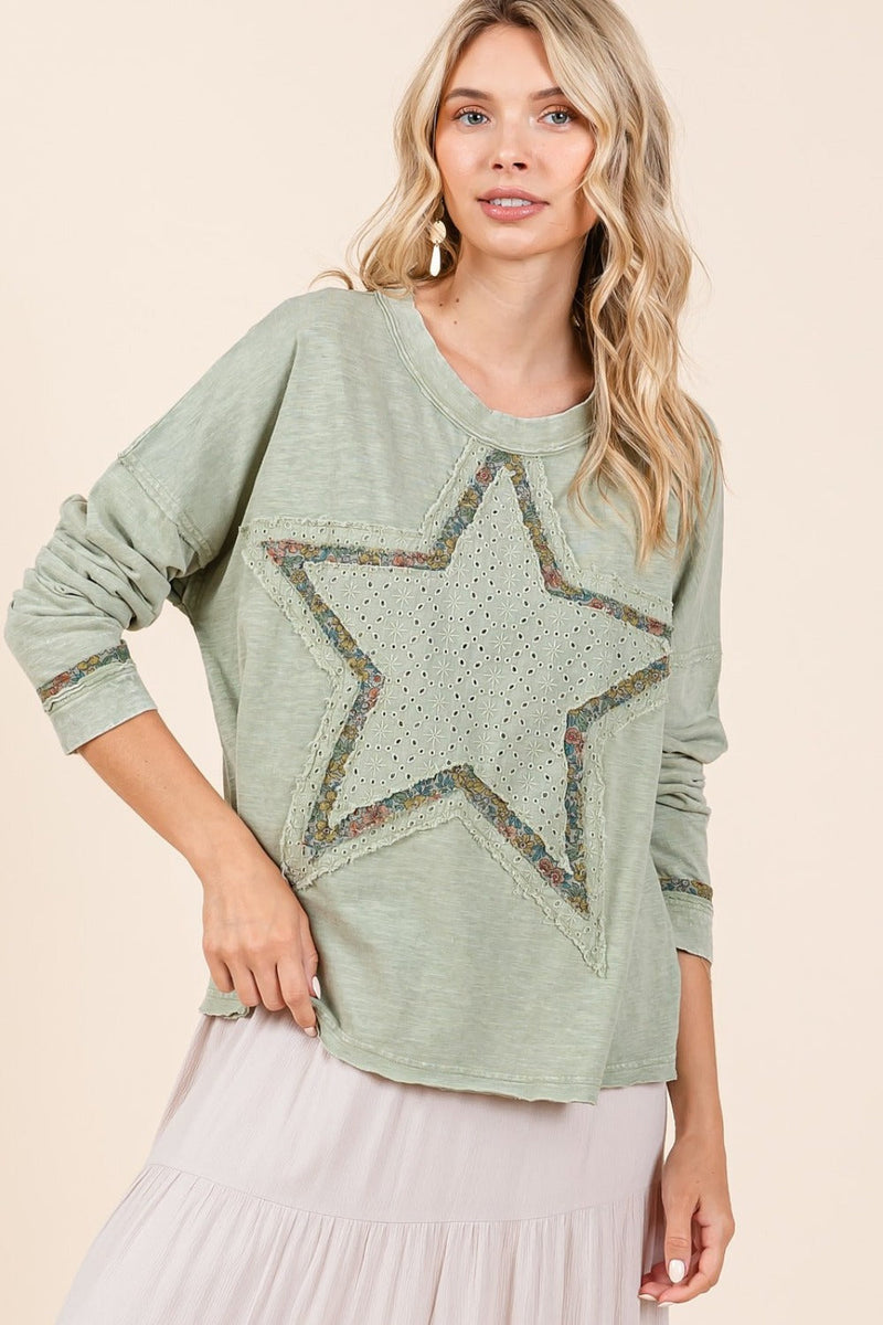 Classic Vintage T-Shirt with a Flattering Fit