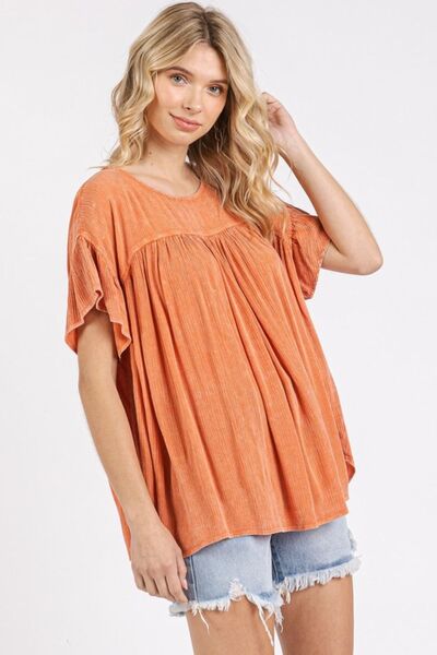 Beautifully Crafted Blouse in a Classic Style