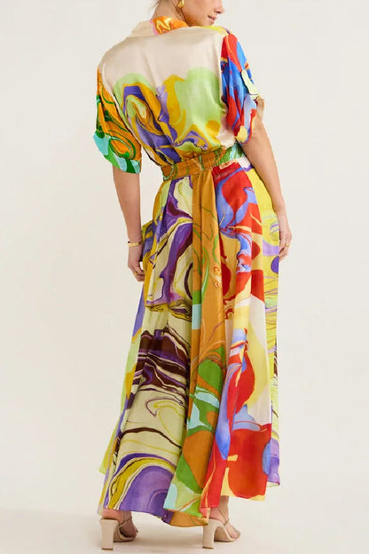 Effortlessly Elegant Garment with a Timeless Design