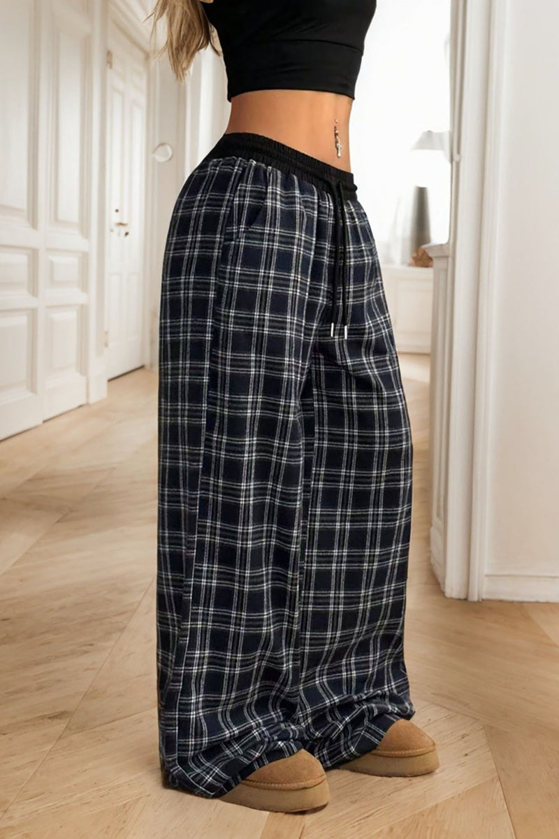Polished Trousers with an Effortless Classic Look