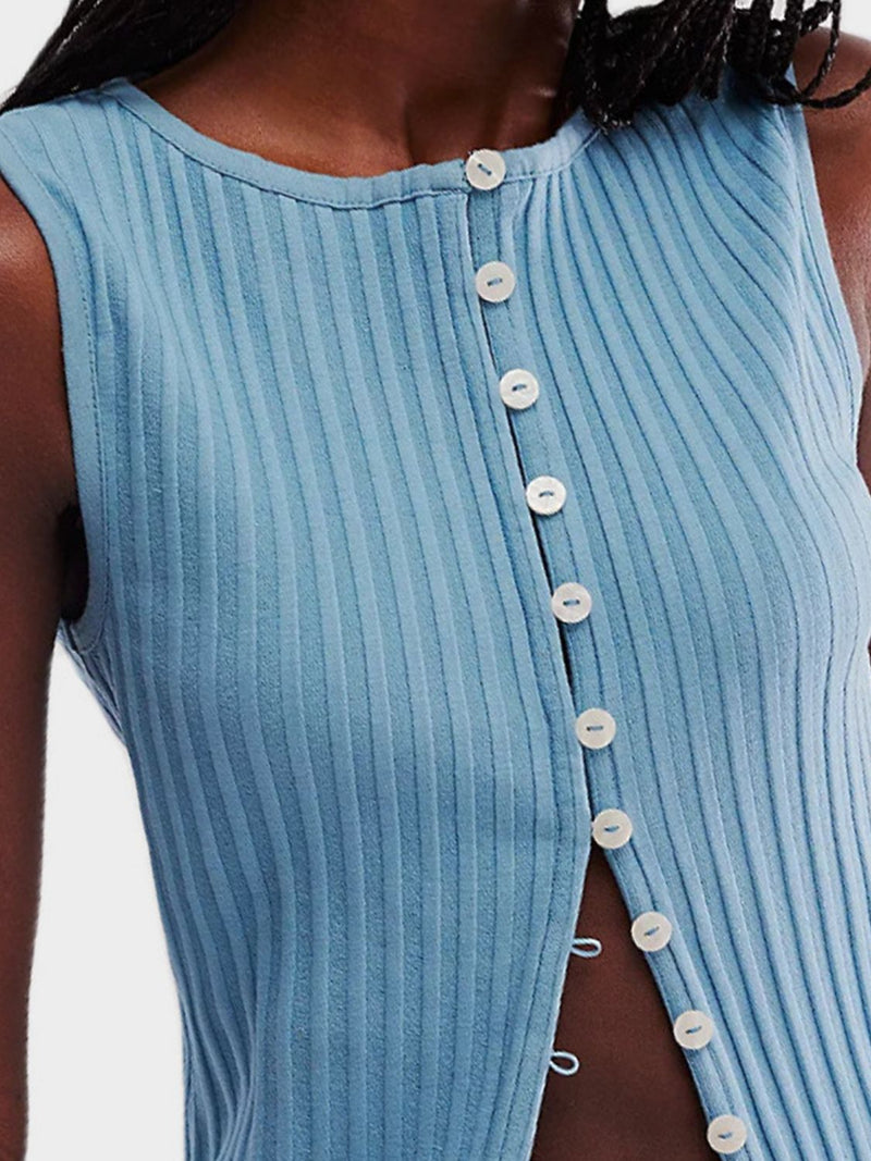 Gracefully Styled Pullover for Any Occasion