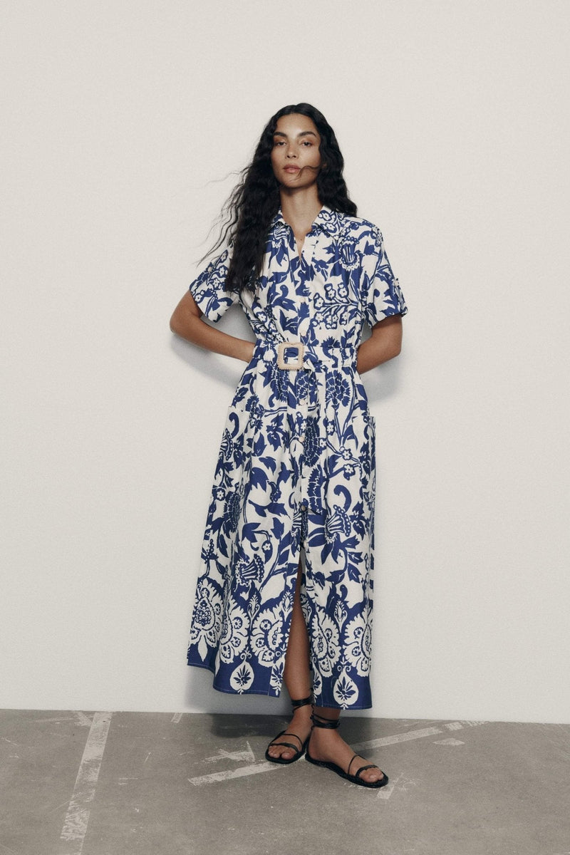 Well Tailored Dress with a Graceful Silhouette