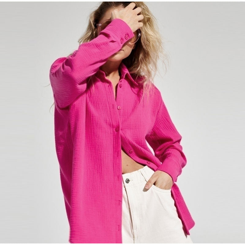 Sophisticated Blouse with a Clean Classic Look