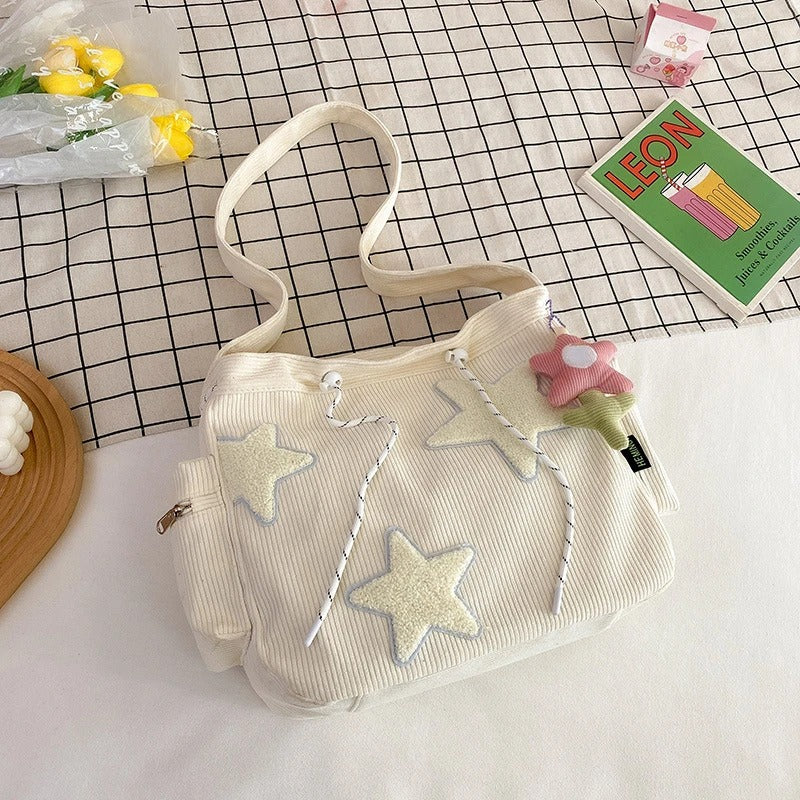 Well Tailored Bag with a Graceful Silhouette