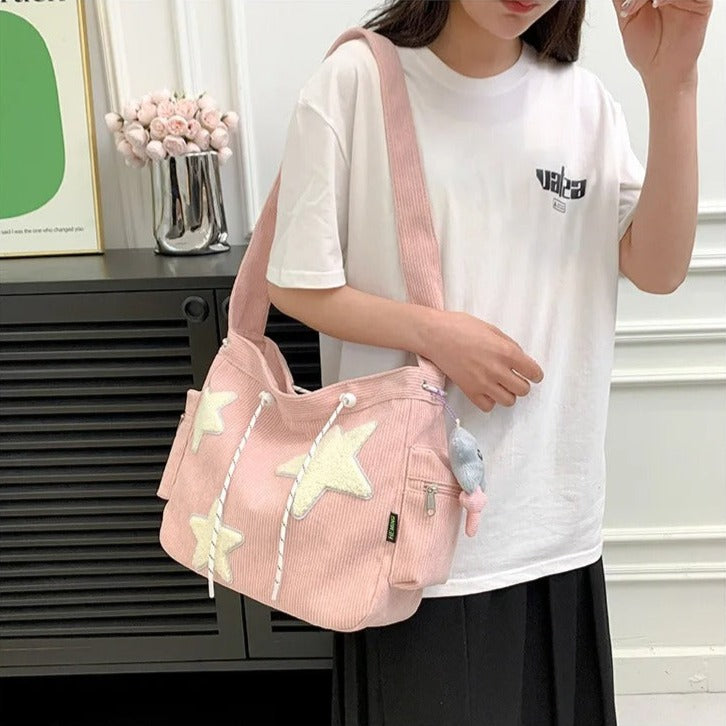Well Tailored Bag with a Graceful Silhouette