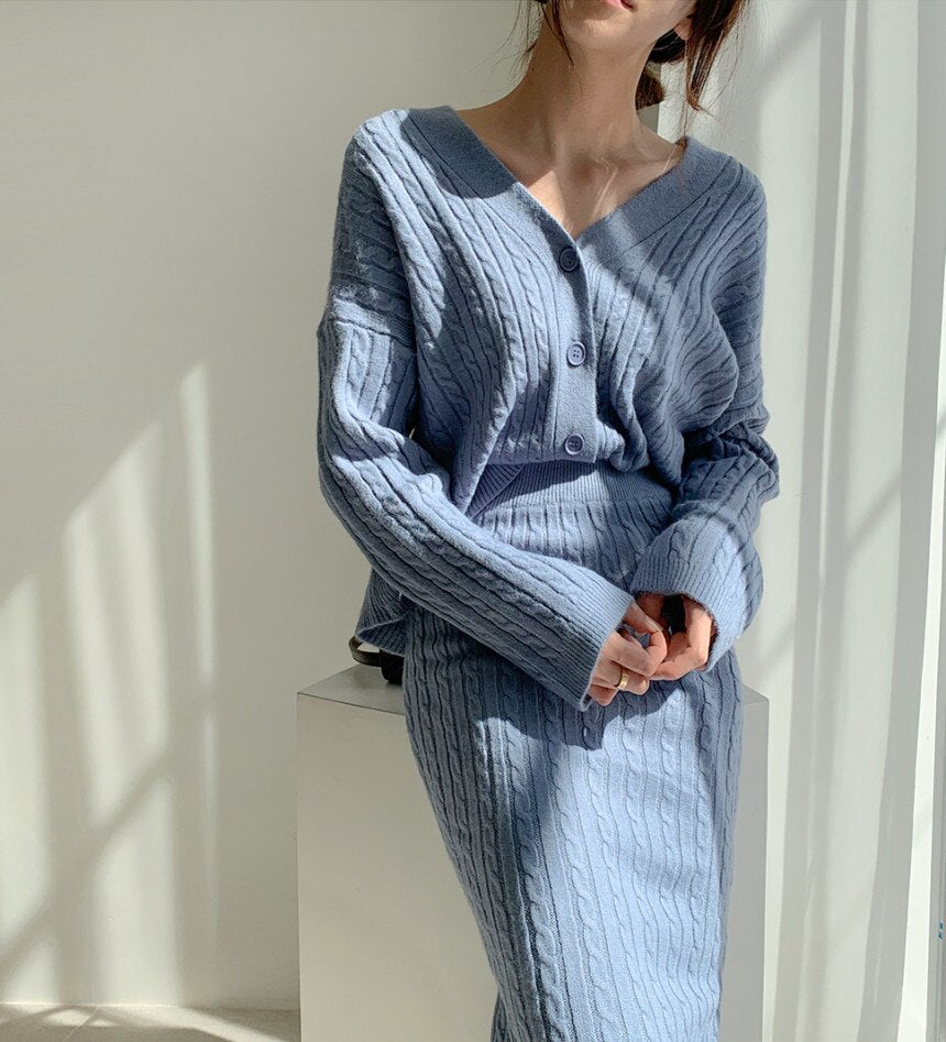 Effortlessly Elegant Top with a Timeless Design