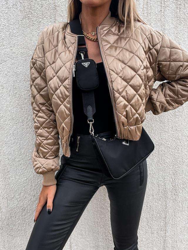 Polished Jacket with an Effortless Classic Look