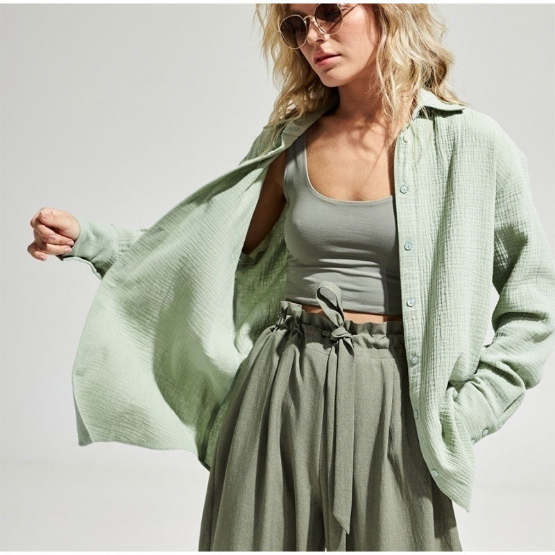 Sophisticated Blouse with a Clean Classic Look