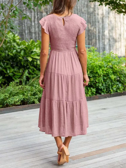 Well Tailored Dress with a Graceful Silhouette