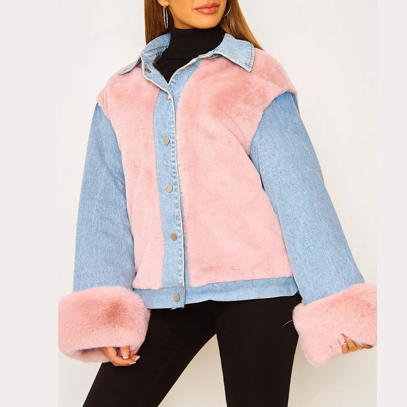 Beautifully Finished Coat in a Timeless Design