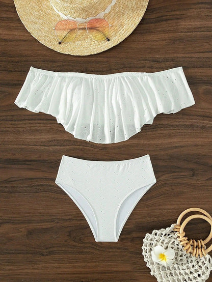 Sophisticated Garment with a Clean Classic Look
