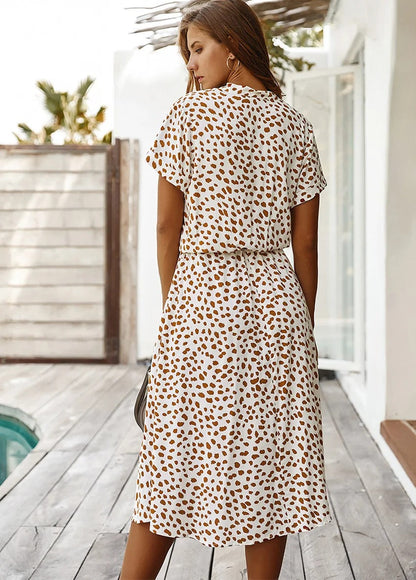Classic Vintage & Enduringly Stylish Dress